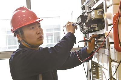 盐城机电高等职业技术学校举办2023年江苏省职业院校技能大赛电气安装与维修比赛